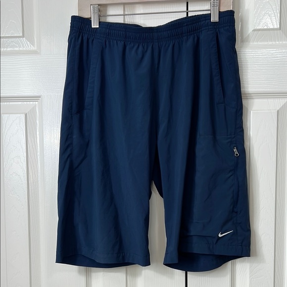 Nike Navy Blue Athletic Shorts zipper pockets L - Picture 1 of 9